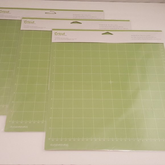 Cricut Standard Grip Mats 2 Pack - Set of 3 = 6 Mats Total 12" X 12" - Picture 1 of 5